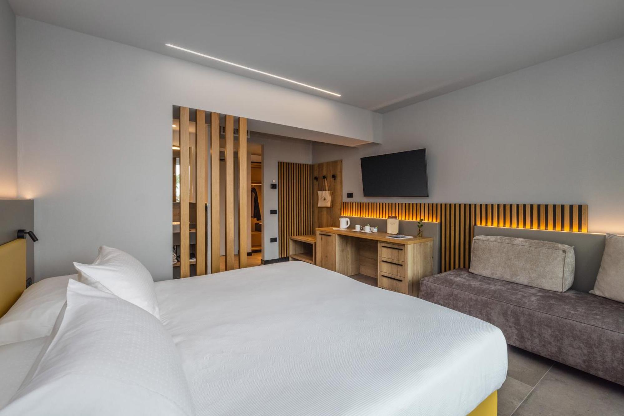 Hotel Garda - TonelliHotels Riva del Garda Esterno foto