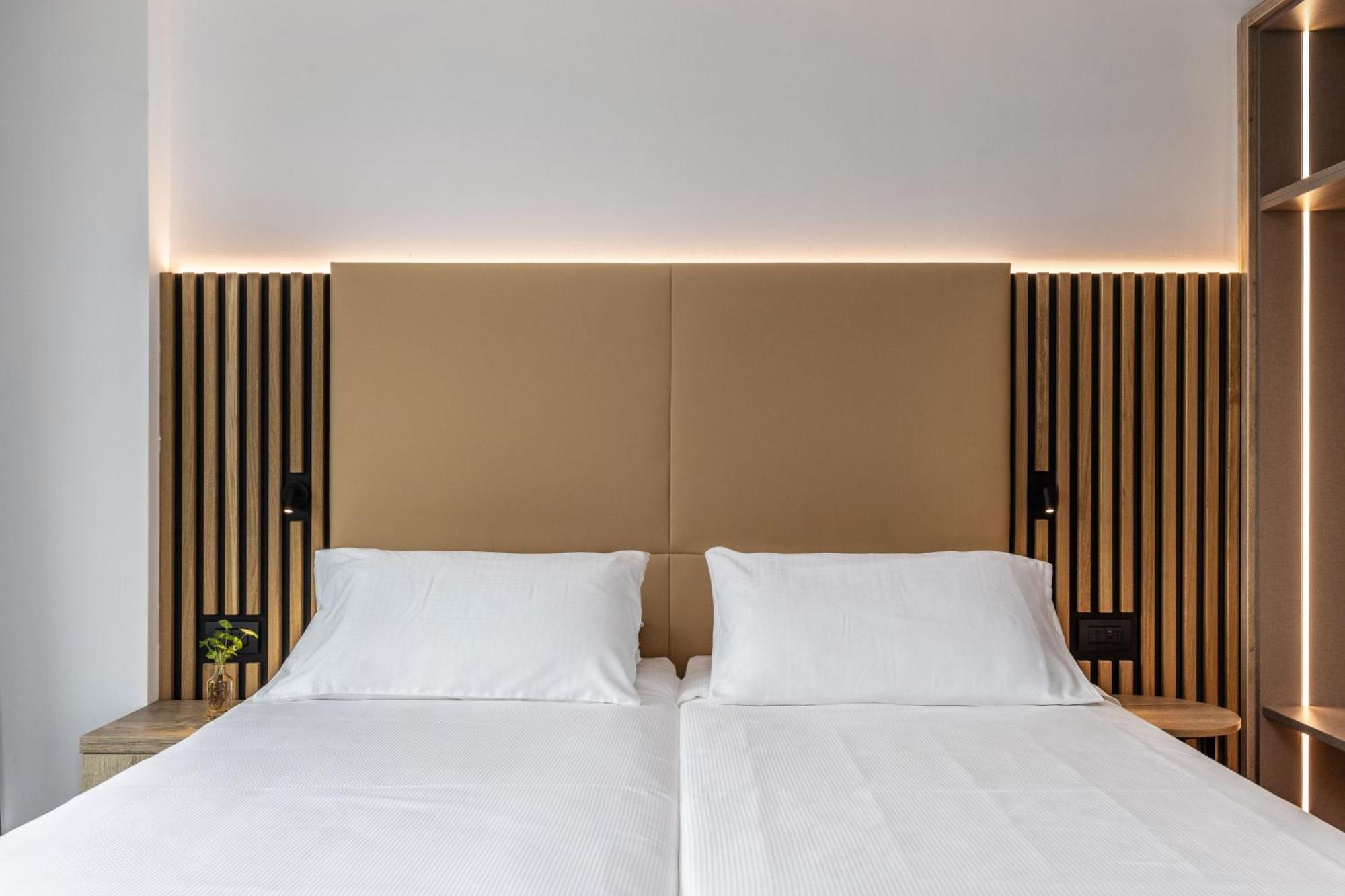 Hotel Garda - TonelliHotels Riva del Garda Esterno foto